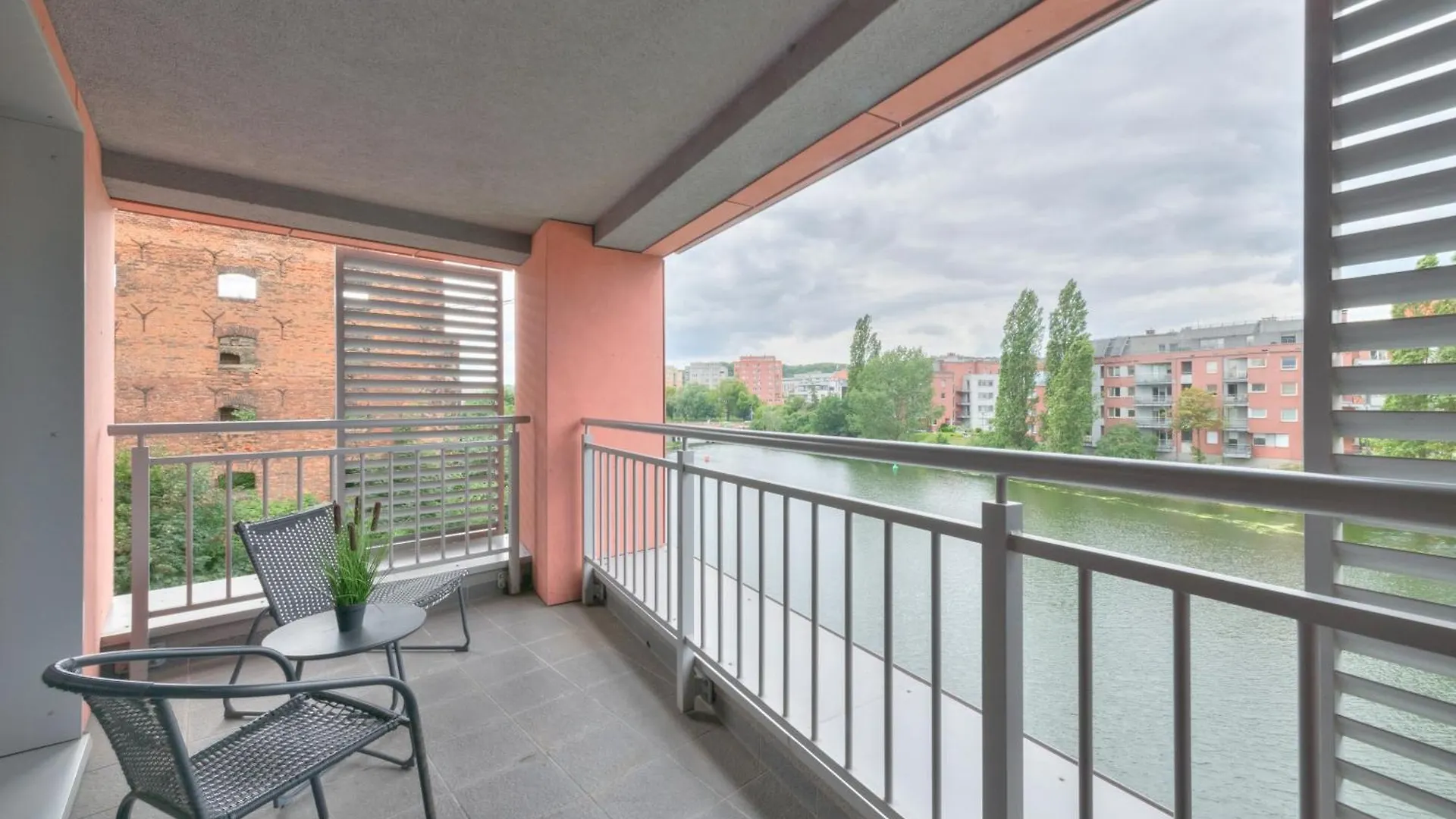 Dom & House - Apartments Waterlane Island Gdansk